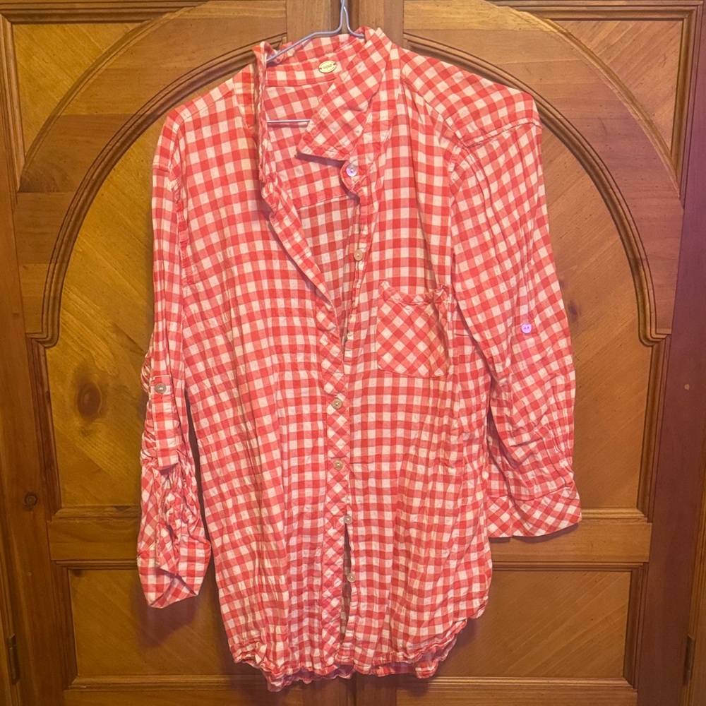 Cupio Red Checkered Blouse